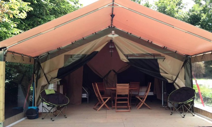 Landry Casa | Camping l'Eden de la Vanoise *** - Bungalow lona Victoria 3 habitaciones 5 personas