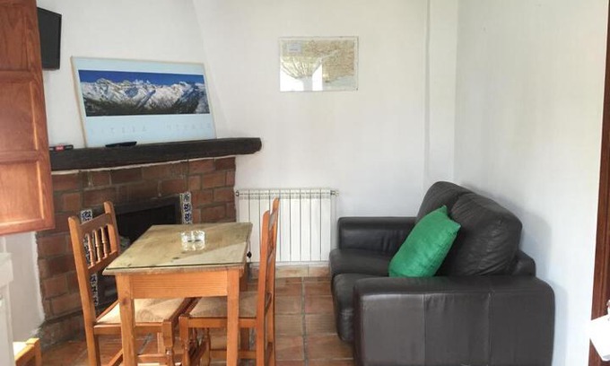 La Taha Hotel | Camping El Balcon de Pitres