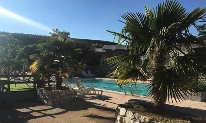 Banon Casa | Camping Flower l'Epi Bleu**** - Free Flower 3 room apartment for 5 people without sanitary facilities