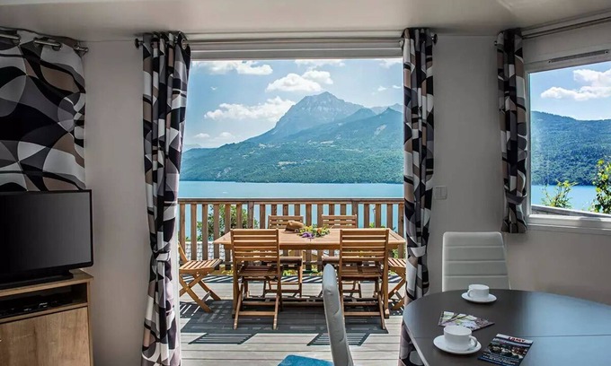 Chorges Chalet De Esquí | Camping l'Ecrin du Lac *** - Chalet 3 Rooms 4 People Air Conditioned + TV