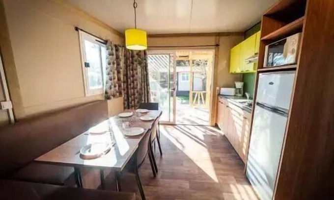 Serignan-Plage Chalet De Esquí | Camping La Maïre *** - Chalet for 6 People