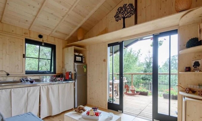 Saint-Cirq-Lapopie Casa | Camping La Truffière *** - Cabaña familiar Deluxe sobre pilotes para 5 personas