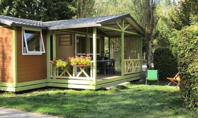 Le Bourg-d'Oisans Chalet De Esquí | Camping Le Colporteur **** - Chalet Espace Classic 4 rooms 4 adults and 2 children Air-conditioned