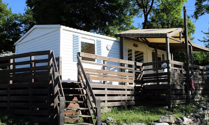 Miribel-les-Echelles Casa | Camping Le Balcon de Chartreuse*** - Mobile Home Orchidée 3 rooms 6 people