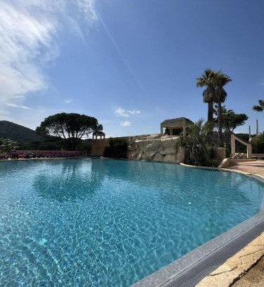 Le Muy Otro | Camping les Cigales - Mobil-home 4/6 personnes