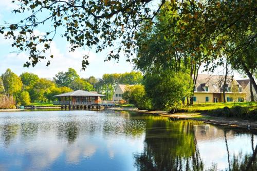Sainte-Montaine Otro | Camping maeva Respire Domaine de Sainte Montaine
