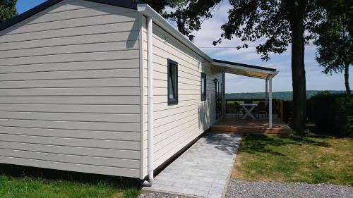 Remersdaal Chalet De Esquí | Camping Natuurlijk Limburg - Chalet 4