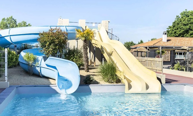 Landevieille Casa | Camping Romanée L'Evasion**** - Comfort mobile home 3 rooms 4 people