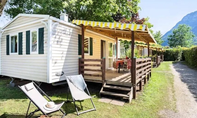 Doussard Casa | Camping Romanée La Ferme de la Serraz***** - Comfort mobile home 3 rooms 4 people