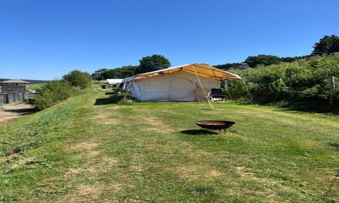 Wanne Casa | Camping tent with modern amenities