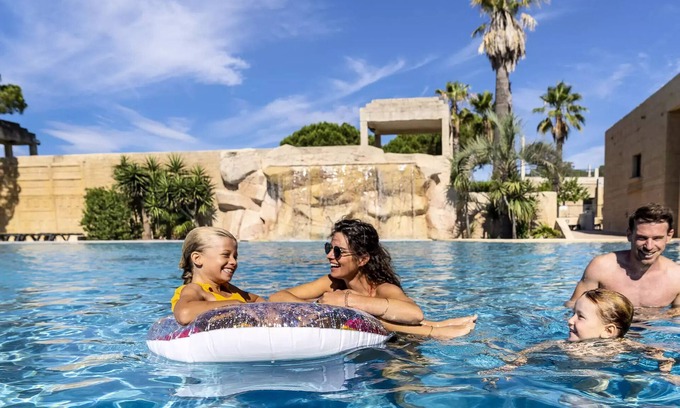 Le Muy Chalet De Esquí | Camping Tikayan Les Cigales ***** - Chalet Tulum TV Air Conditioning 3 Rooms 4 people