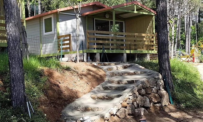 Ucel Chalet De Esquí | Camping Ushuaïa Villages les Pins d'Ucel **** - GENET - Chalet 21.5m² + TV 4 people