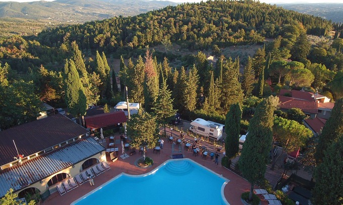 Fiesole Alquiler De RV | Camping Village Panoramico Fiesole