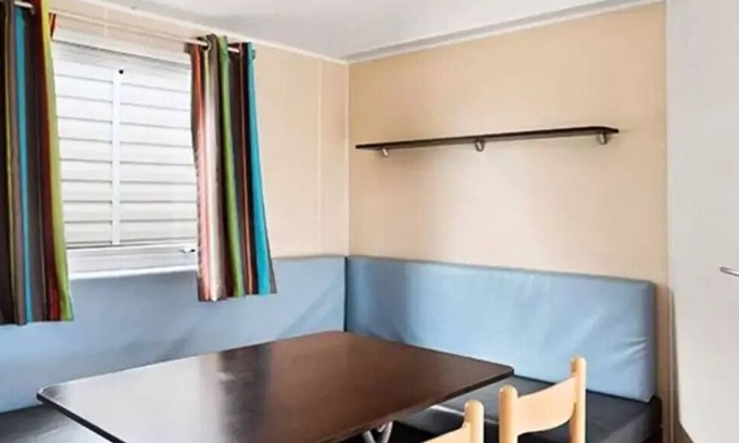 Saint-Amans-des-Cots Casa | Campsite Domaine des Tours**** - Comfort XL 3-room mobile home for 4/6 people