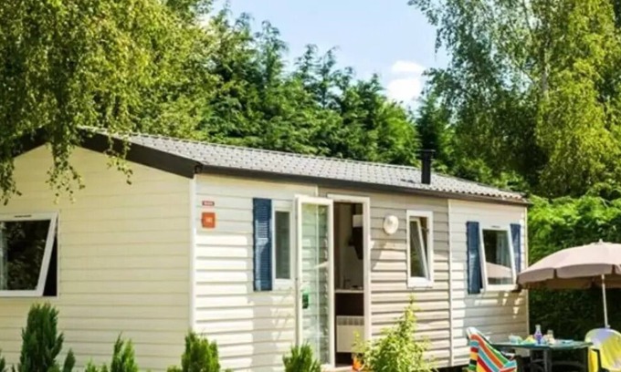 Saint-Amans-des-Cots Casa | Campsite Domaine des Tours**** - Classic 4-room mobile home for 6 people