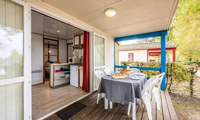 Badefols-sur-Dordogne Chalet De Esquí | Campsite maeva Getaways Les Bö-Bains **** - Chalet Eden 3 Rooms 5 People Air-conditioned