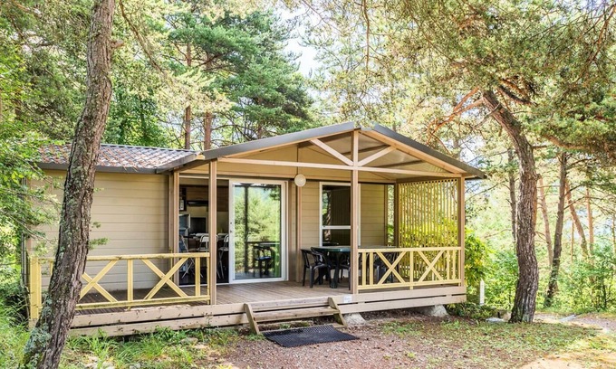 La Salle-en-Beaumont Casa | Camping Le Champ largo **** - Cottage 4 habitaciones confort 6 personas