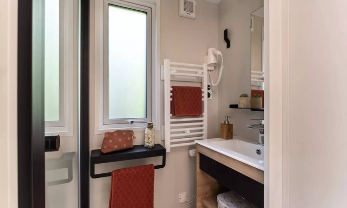 Loches Casa | Campsite La Citadelle**** - PREMIUM mobile home - 3 bedrooms for 6 people