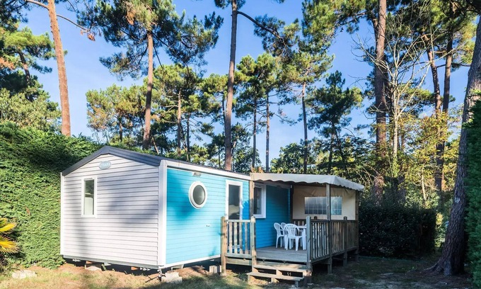 Les Mathes Casa | Campsite La Pinède***** - Comfort XL 3 Room Mobile Home 4 People