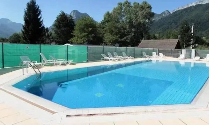 Lathuile Casa | Campsite Le Polé*** - Comfort mobile home 3 rooms 4 people