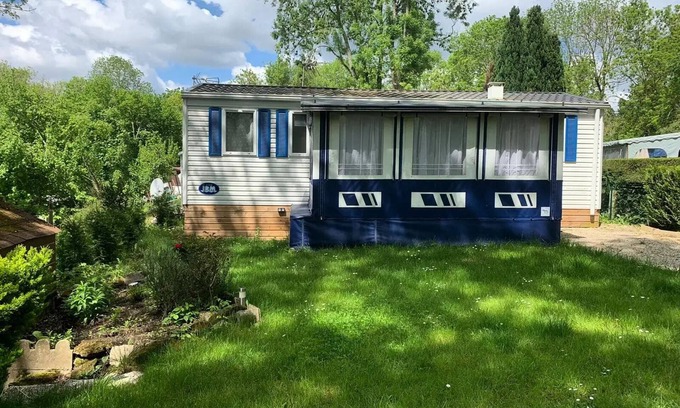 Saint-Leu-dEsserent Casa | Campsite Le Pré des Moines * - Mobil-home LAVANDE + 3 bedrooms 2 to 6 people - 2 pers. included in the tariff