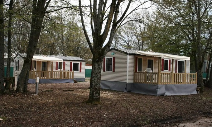 Chateauroux Casa | Camping Le Rochat *** - Mobil Home Trio 4 Habitaciones 7 Personas