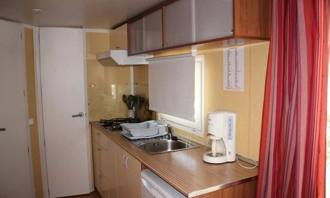 Junas Casa | Campsite Les Chênes *** - MOBILE HOME Comfort - 2 ch - 24m2 / Palmier and Olivier 4 persons