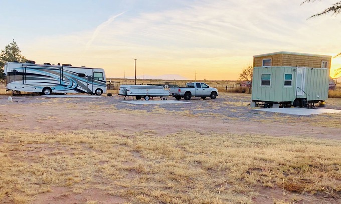 Hereford Alquiler De RV | Campsite on Farm Near San Pedro River