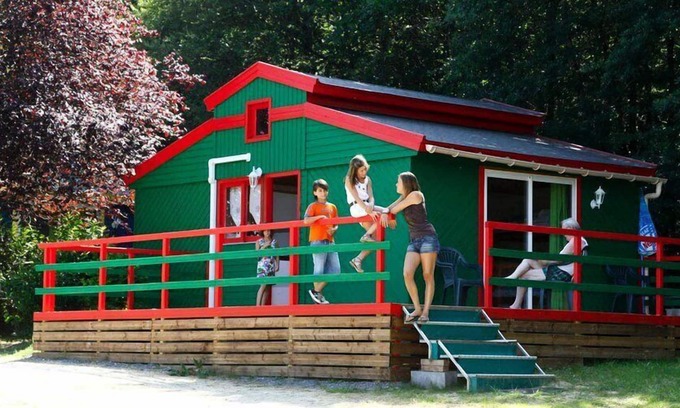 Servies Chalet De Esquí | Camping Saint Pierre de Rousieux *** - Verde Chalet 2 habitaciones 5/6 personas Mezzanine