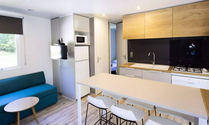 Servies Casa | Camping Saint Pierre de Rousieux *** - Casa móvil acondicionado 3 habitaciones 4/5 personas