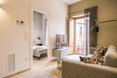 Besalú Apartamento | Can Bona Casa - Apartamento con vistas a la plaza
