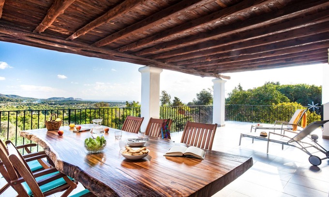 Santa Eulalia del Río Villa | Can Macia, chalet en Santa Eulalia con impresionantes vistas al mar y amaneceres