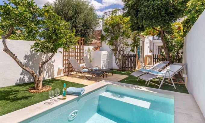 Colonia de Sant Pere Casa | Can Miquel Beautiful family house with pool next to the beach