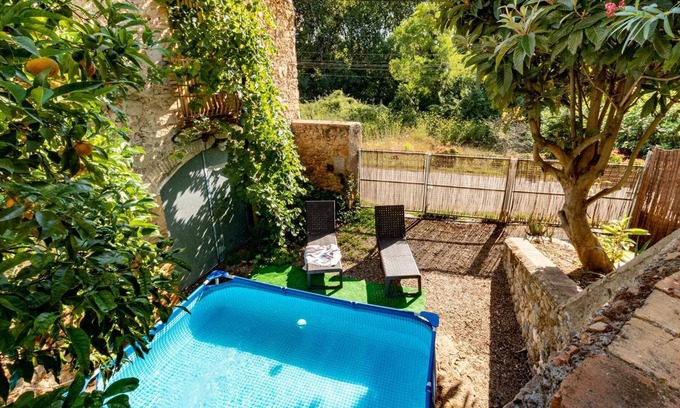 Llampaies Casa | CAN SETMANETA – Rural holiday house in the Alt Empordà