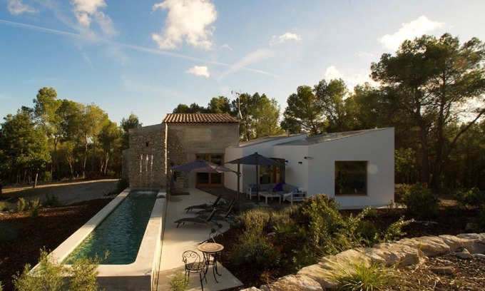 Sant Pere de Ribes Villa | Can Tomeu Capdet: Villa 10 minutos de Sitges, 6 personas, 3 suites y piscina