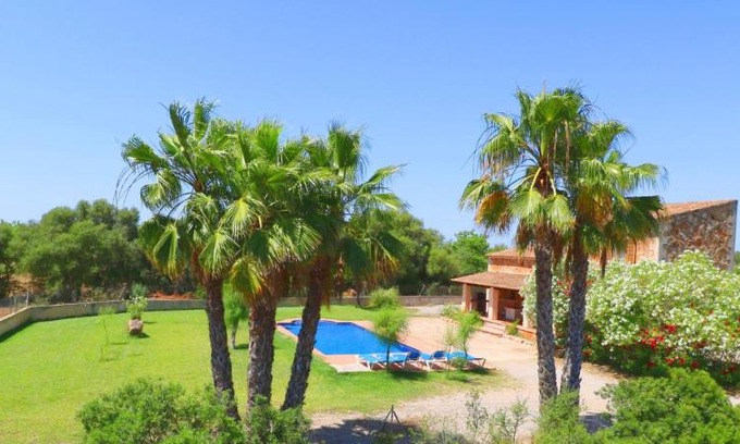 Campos Villa | Can Toni