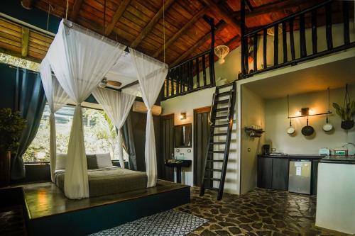 Playa Santa Teresa Hotel | Canaima Chill House