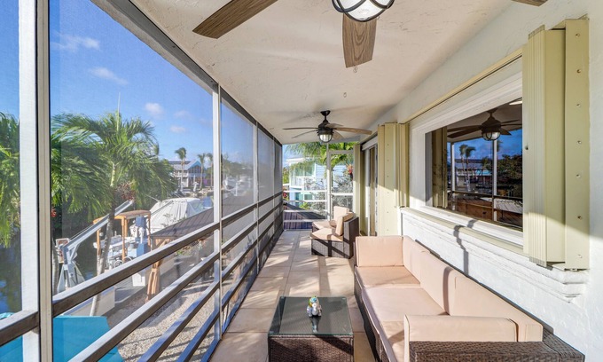 Twin Lakes Apartamento | Canal-Front Apt w/ Screened Balcony in Key Largo!