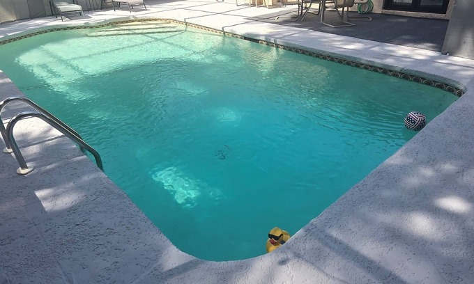 Inverness Casa | Canal front Lake Henderson, pool, 3/2, Withlacoochee bike trial!