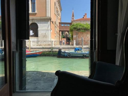 Castello Apartamento | Canal view apartment