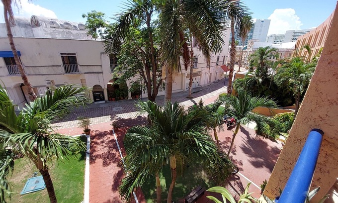 Punta Cancún Condominio | CANCUN SUITES APARTMENTS - HOTEL ZONE
