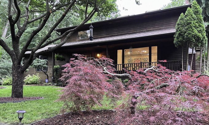 New Milford Casa | Candlewood Lake House - Private community beach - 90 Min from NYC