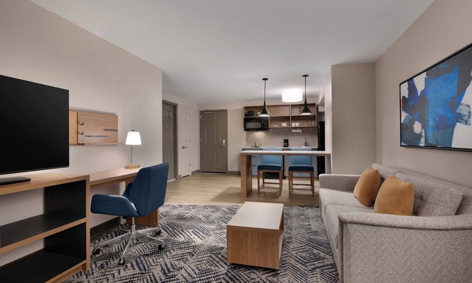 Frederick Hotel | MainStay Suites Frederick
