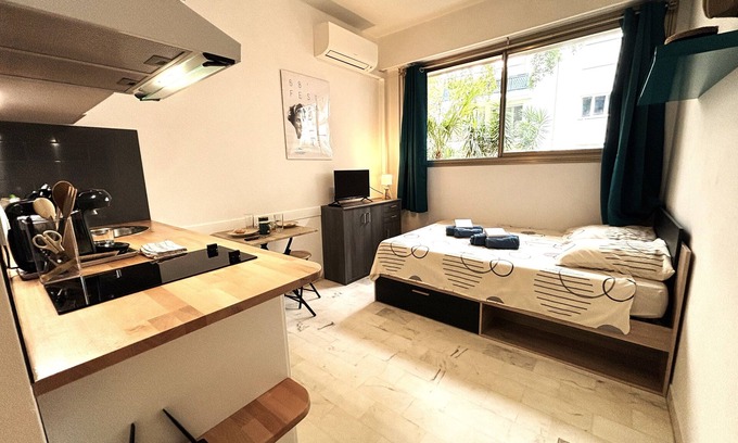 Pointe Croisette Apartamento | Cannes center AC Wifi 100 m from sea, behind Martinez hotel