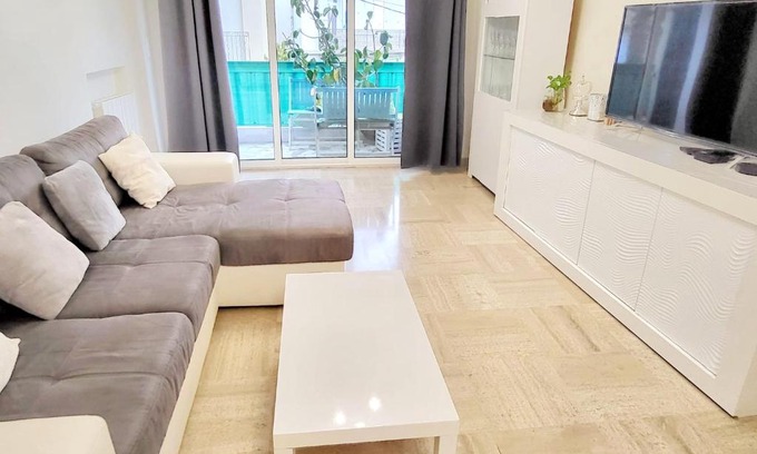 Riou - Petit Juas - Av de Grasse Apartamento | Cannes : spacious apartment