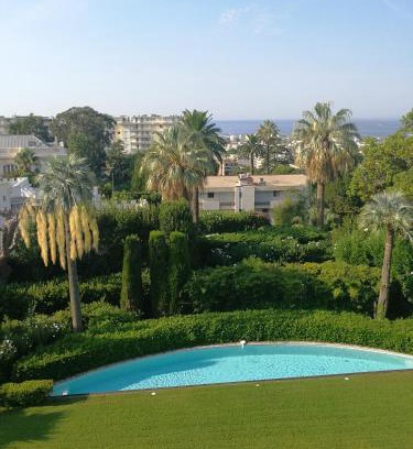 California - Pezou Apartamento | CANNES Vue Mer & Balcon dans Villa Exceptionnelle Belle Époque la Californie