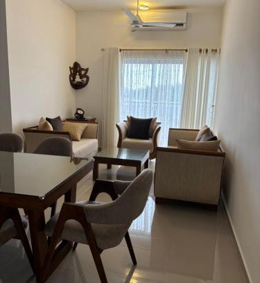 Polgasowita Apartamento | Canterbury Vantage