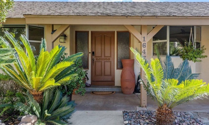 Fallbrook Casa | Canyon retreat villa