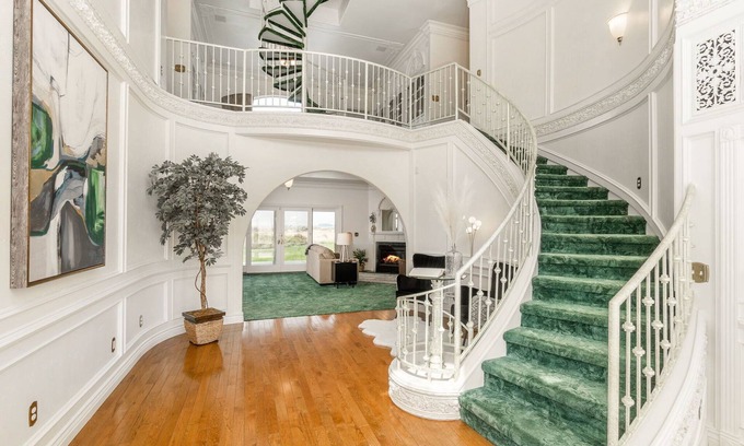 Filer Casa | Canyon Rim Waterfall Views, Hot-tub, Theater, Surround Sound, Grill Area