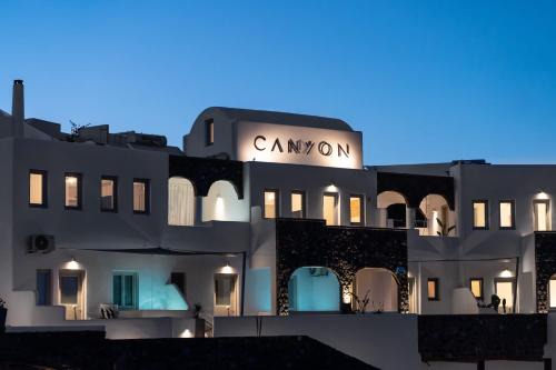 Fira Apartamento | Canyon Santorini
